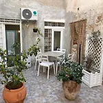 Διαμέρισμα Casa La La Landi *